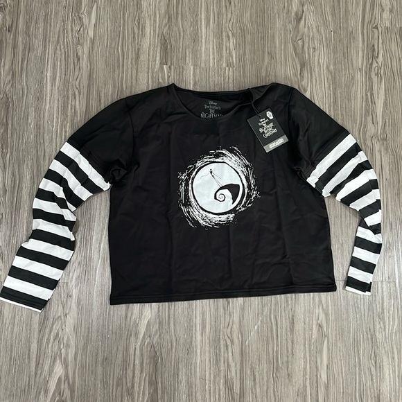 Cakeworthy Nightmare Before Christmas long sleeve top - Picture 1 of 3